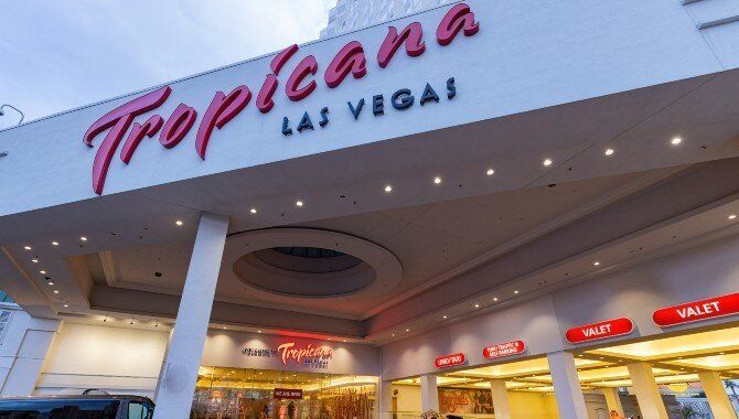 Bally   s completes Tropicana Las Vegas acquisition